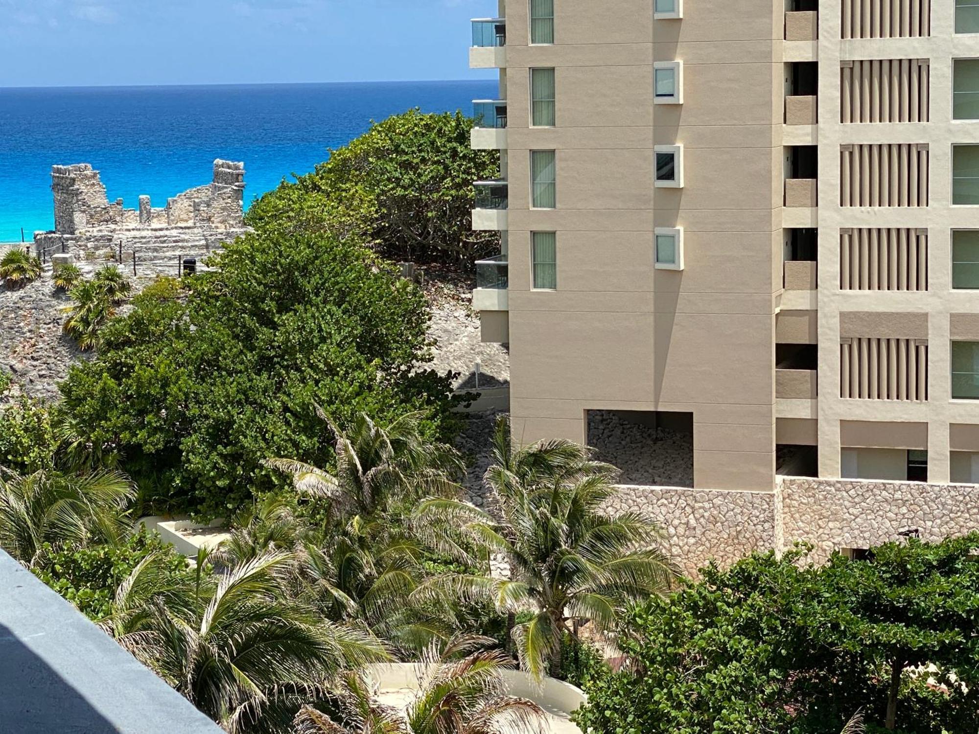 In Ocean Front Cancún