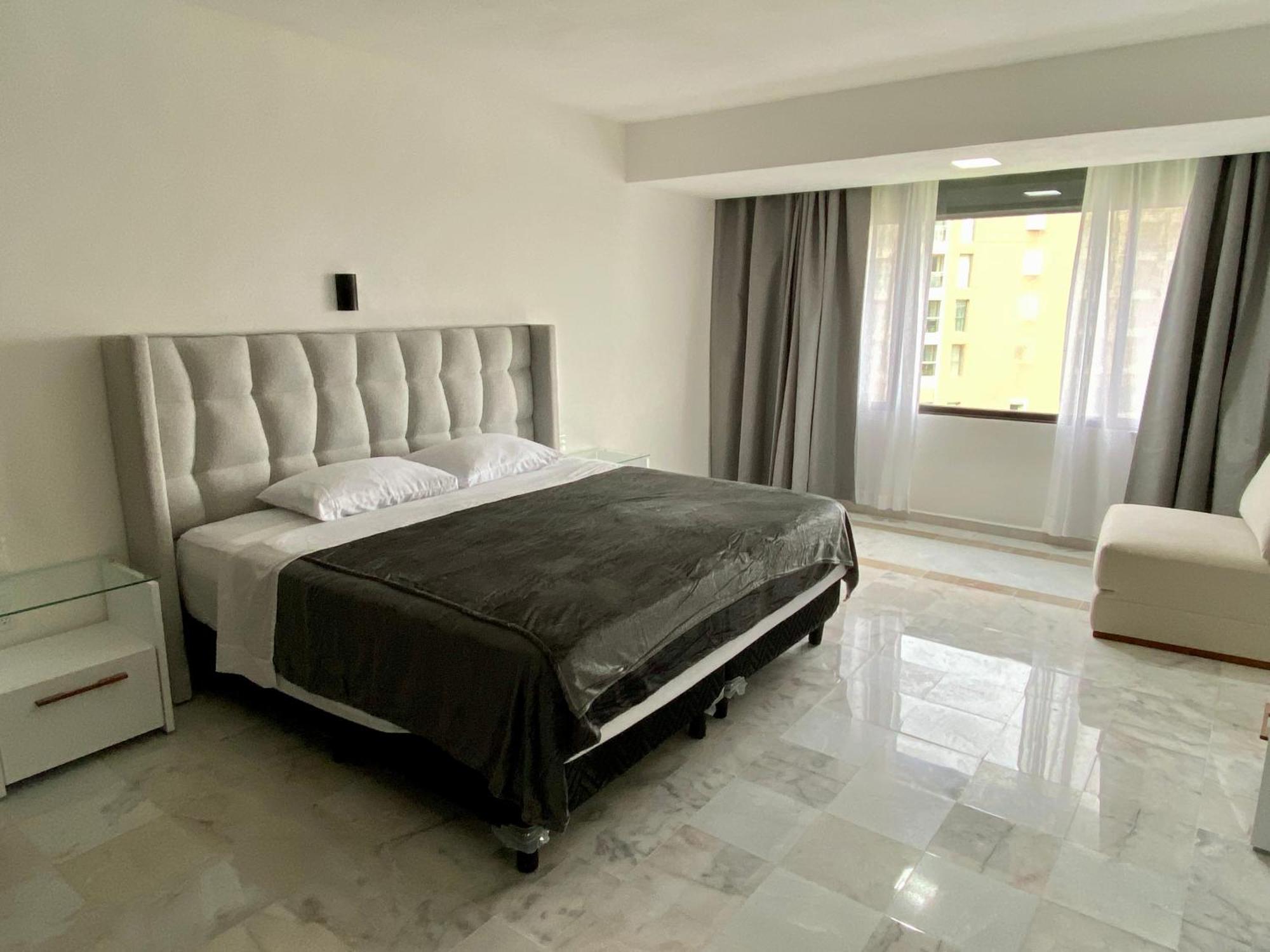 Apartahotel In Ocean Front Cancún