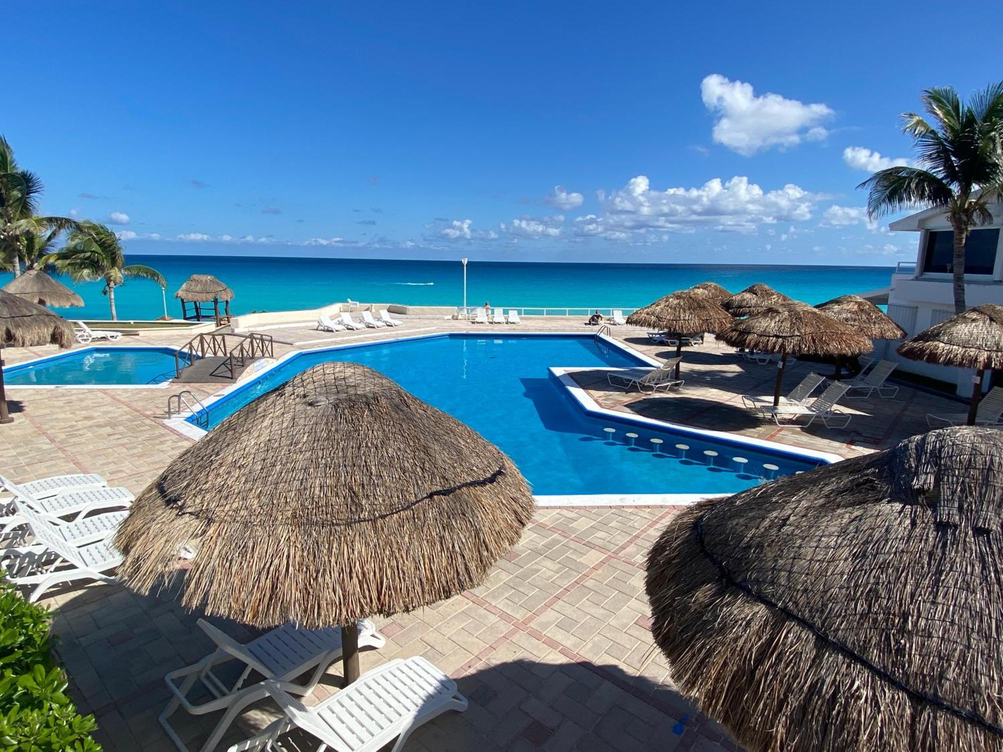 With Balcony Ocean & Lagoon View, Brisas Zone, By & Ocean Apartment *