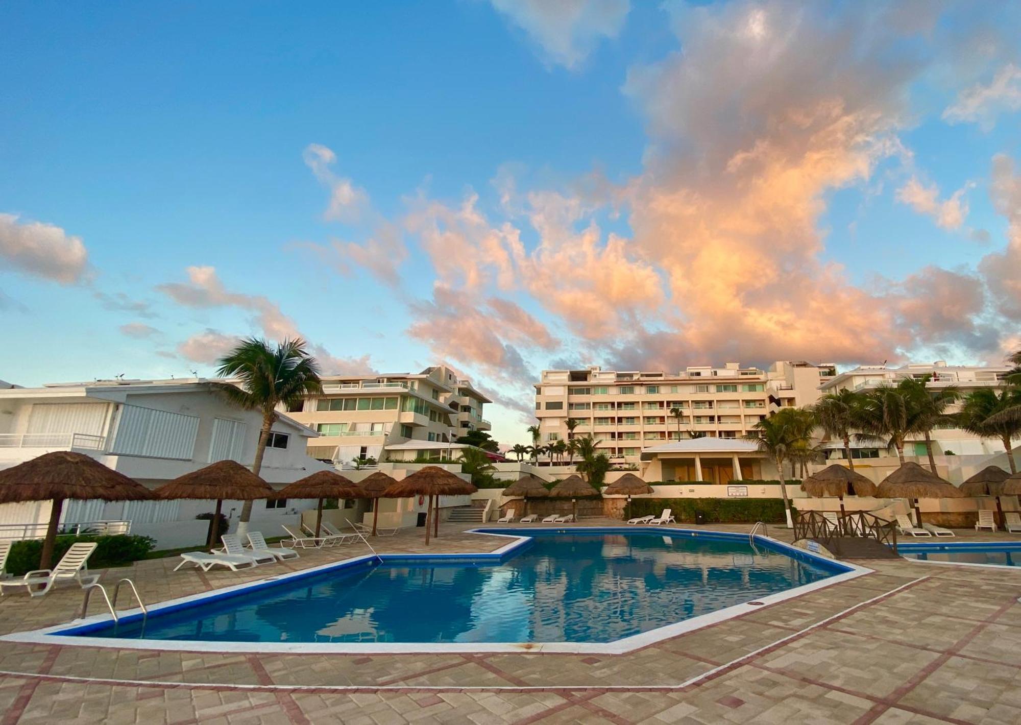 With Balcony Ocean & Lagoon View, Brisas Zone, By & Ocean Cancun