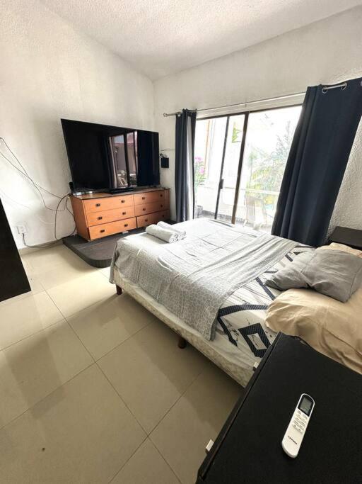 Apartment Spacious Two-story In Zone Location, Just 5 Minutes From Nightlife And Tourist Hotspots *