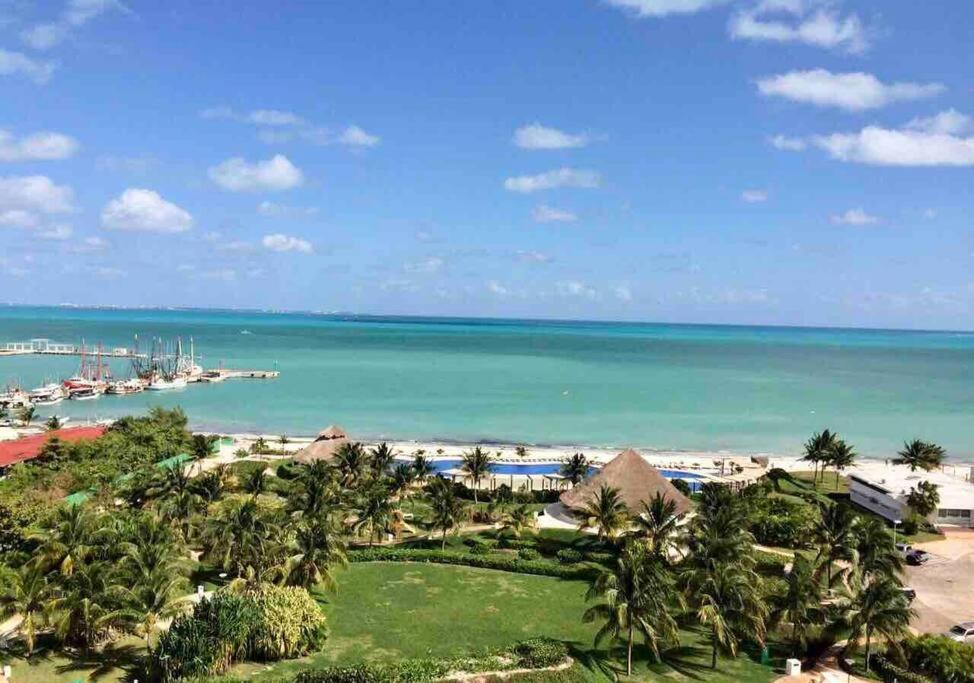 Marina Beachfront 2 Bdr By Casa Paraiso Cancun