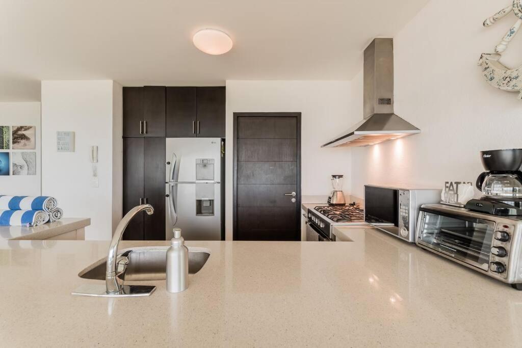 Apartment Marina Beachfront 2 Bdr By Casa Paraiso