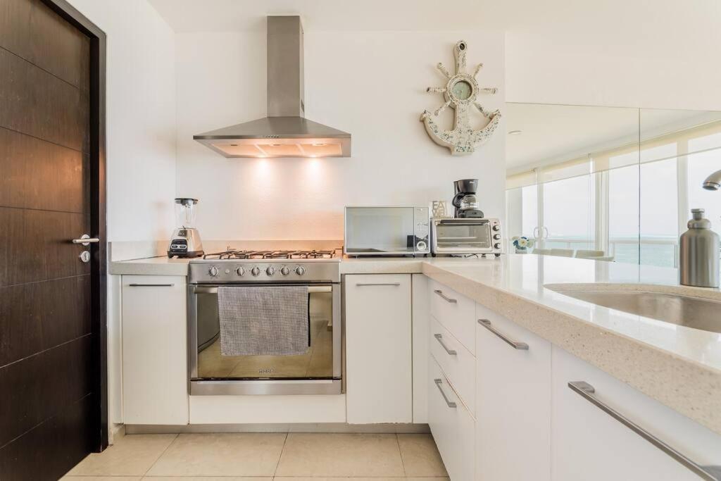 Apartment Marina Beachfront 2 Bdr By Casa Paraiso *