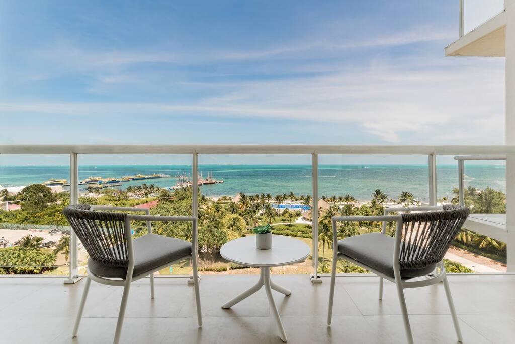 Marina Beachfront 2 Bdr By Casa Paraiso Cancun