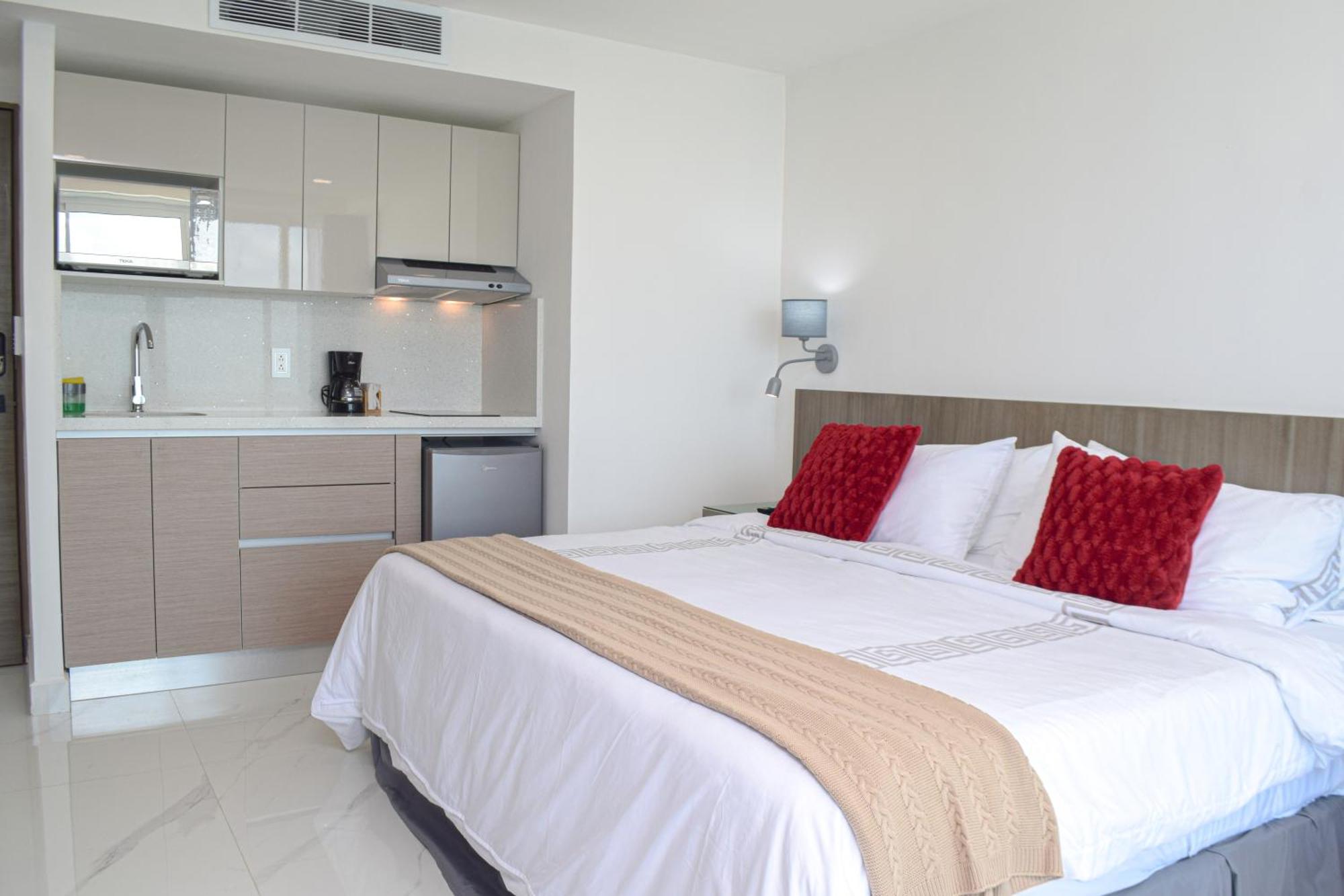 Brand New At The Beach, Sunset View Apartment Cancun