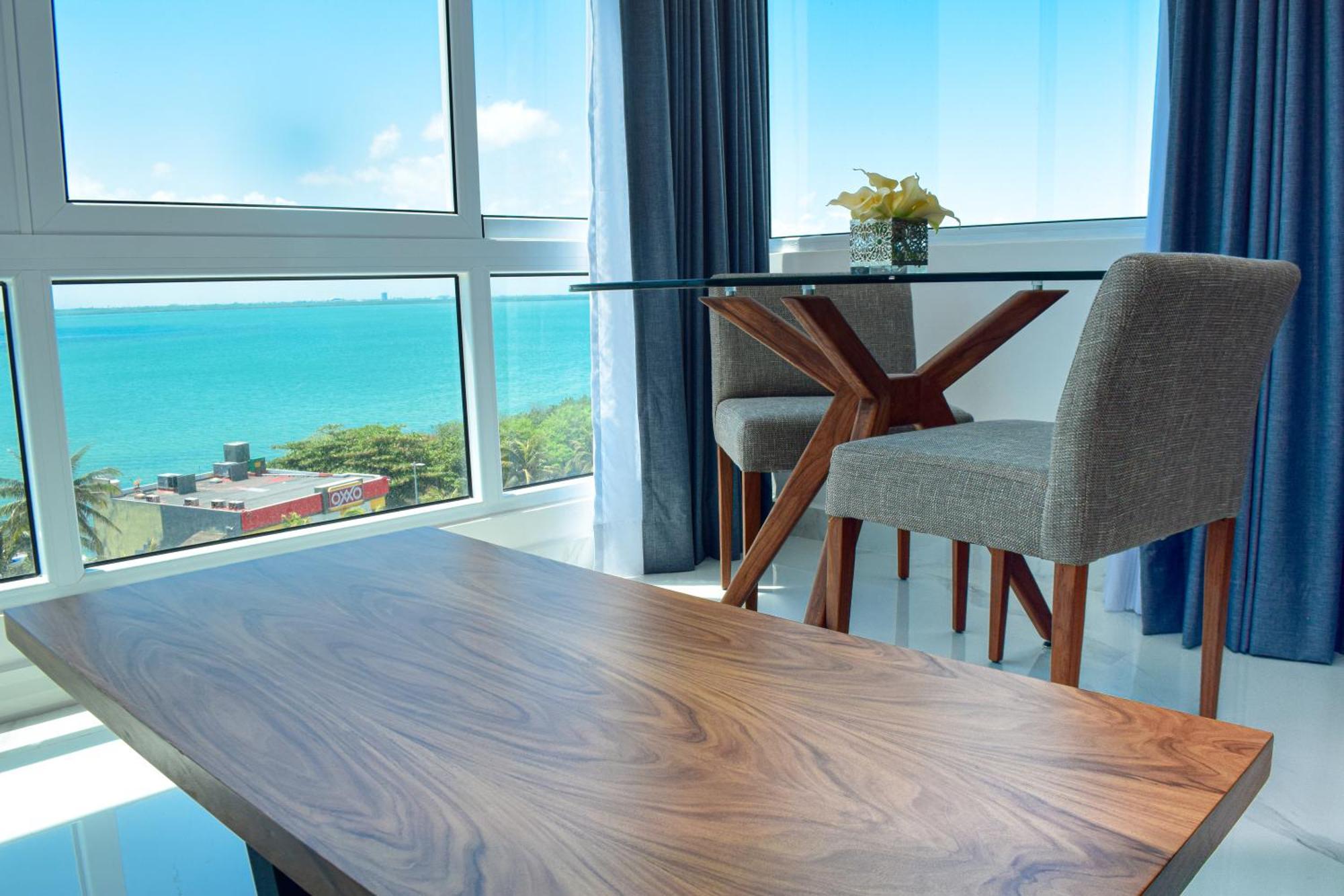 Brand New At The Beach, Sunset View Apartment