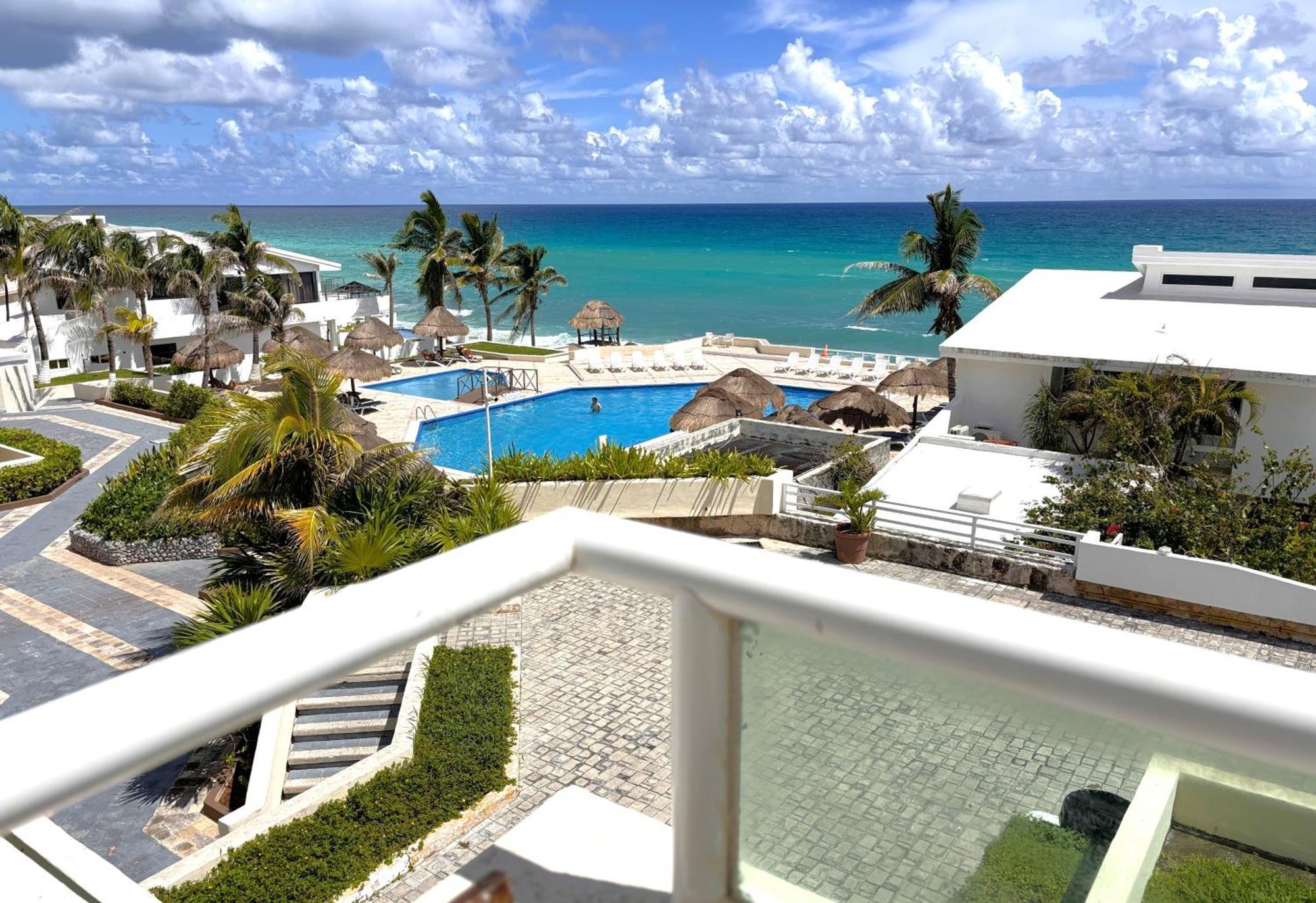 With Terrace Ocean View, Brisas 1 Bdrm Zone Apartment
