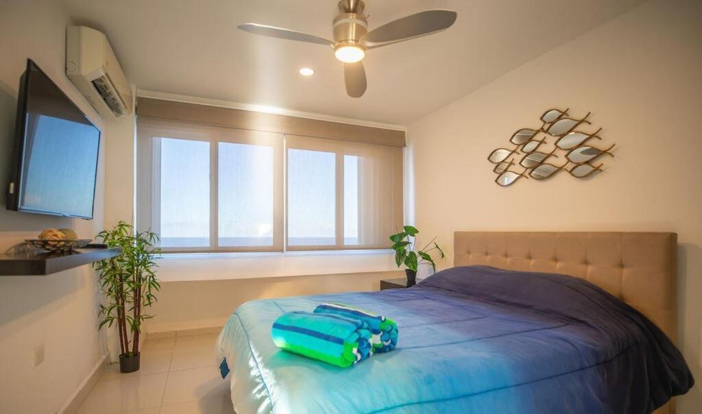 Penthouse Ocean & Lagoon Views, New Listing