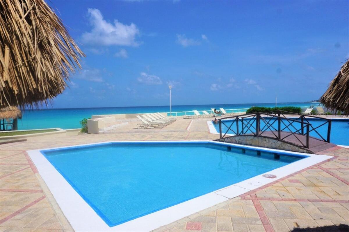 Apartment Penthouse Ocean & Lagoon Views, New Listing