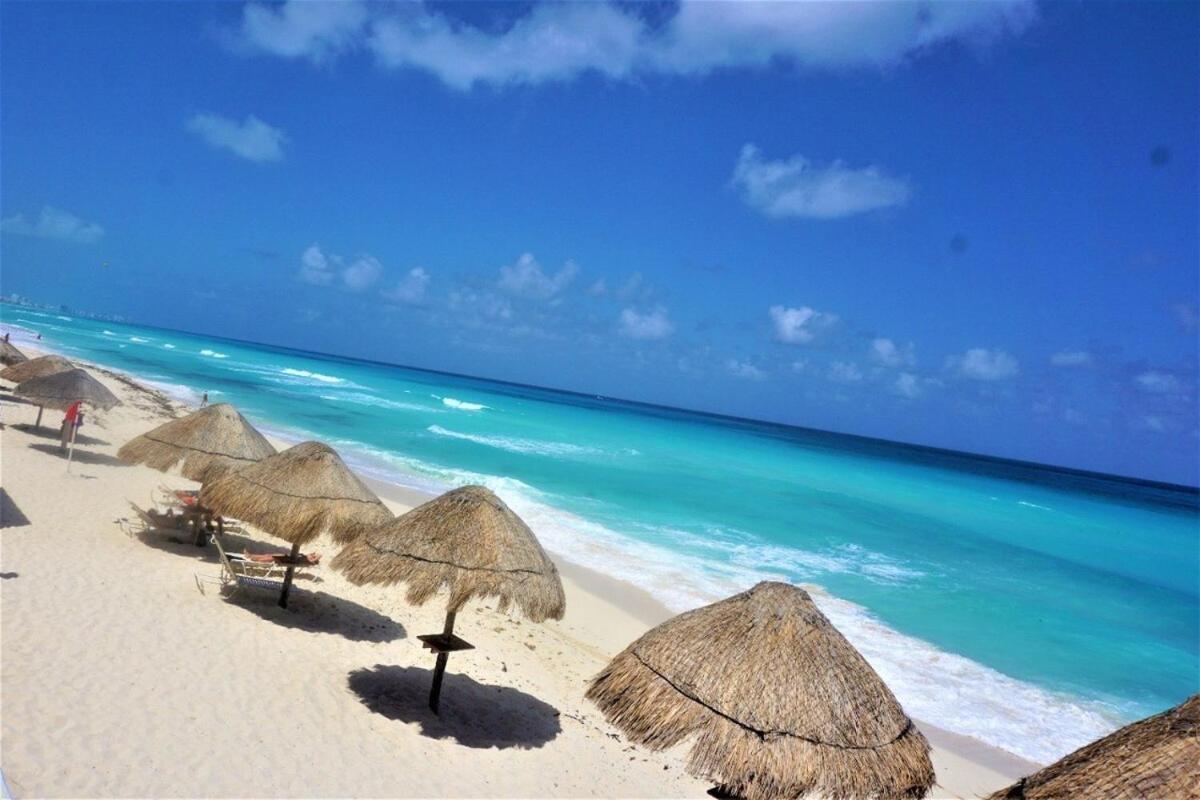 Penthouse Ocean & Lagoon Views, New Listing Apartment *