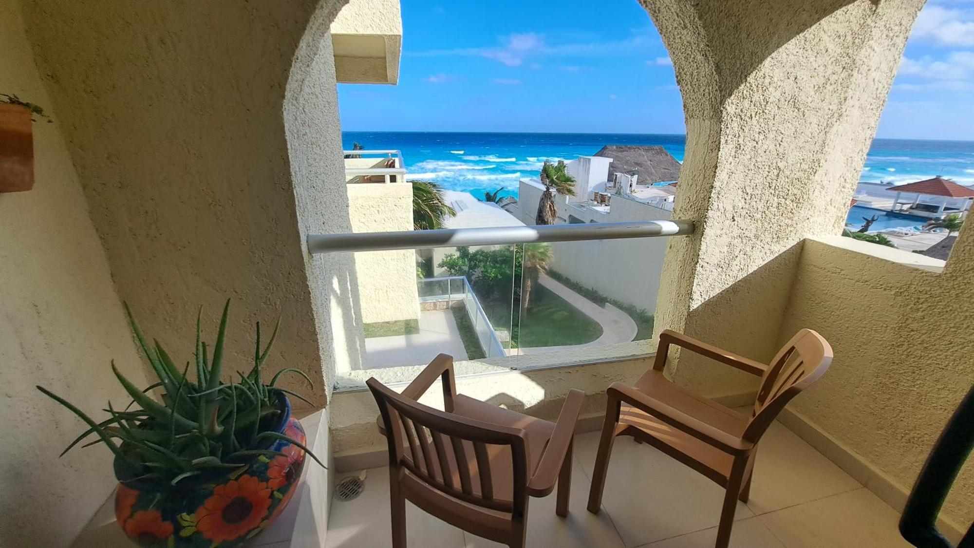 Luxury Ocean Front With Activities & Entertainment