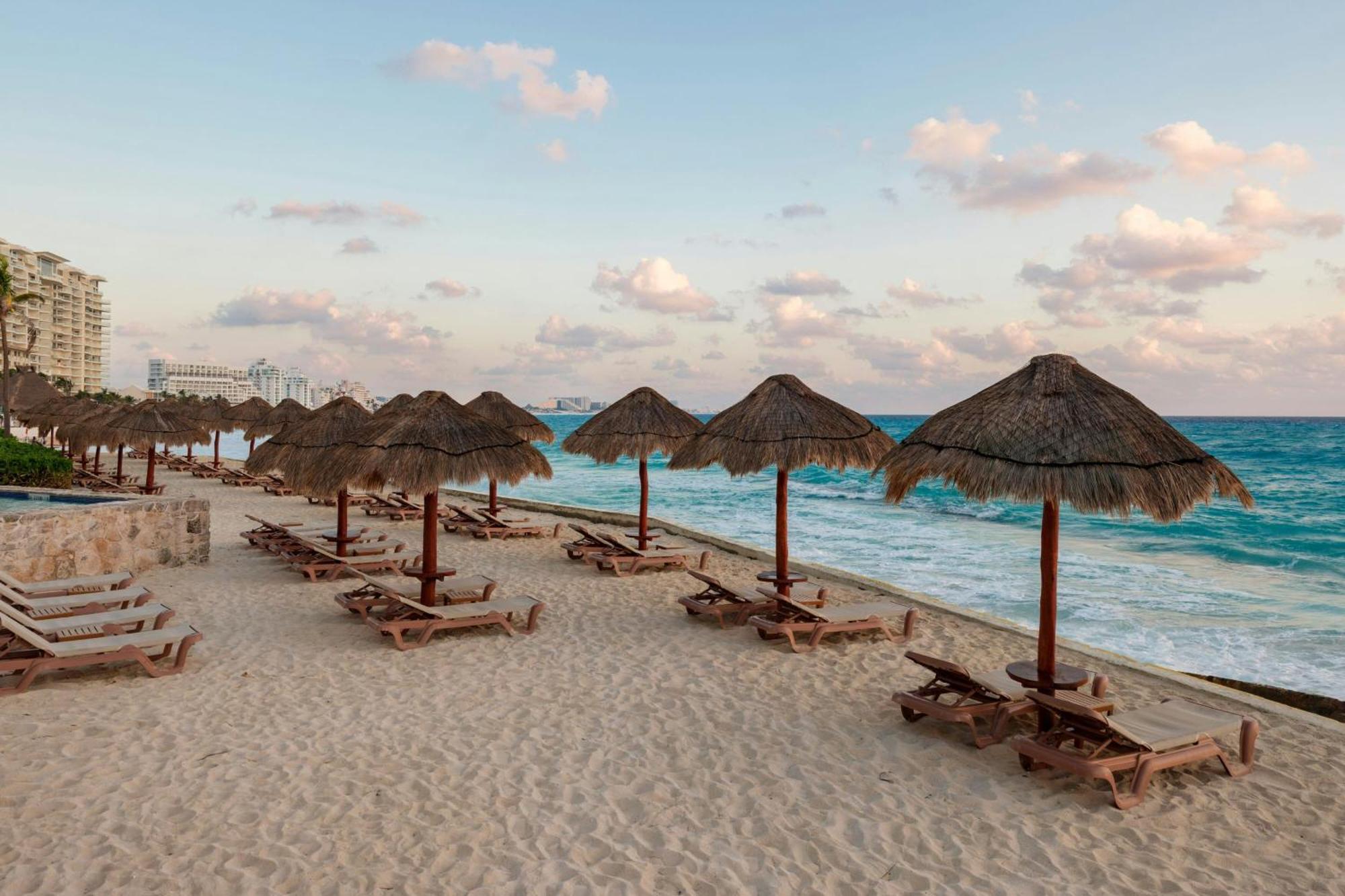 The Westin & Hotel Cancun