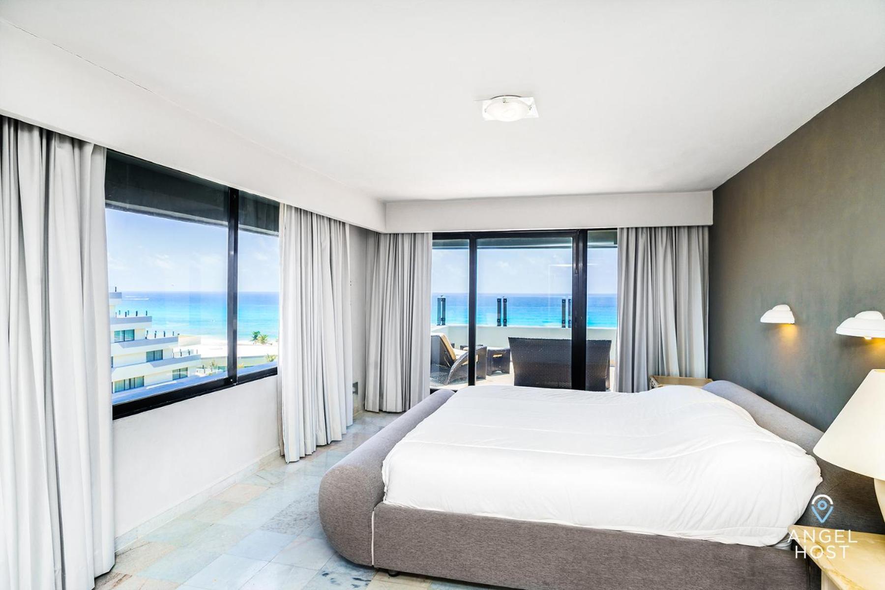 Holiday home Fabulous Oceanview Access To & Pools