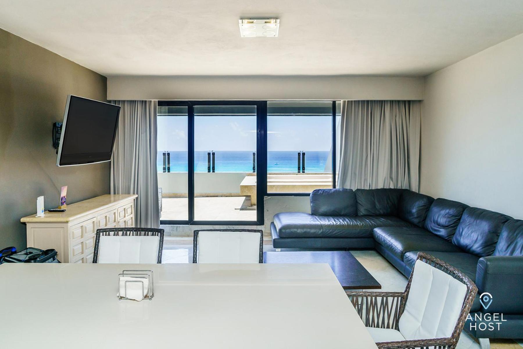 Fabulous Oceanview Access To & Pools * Cancun