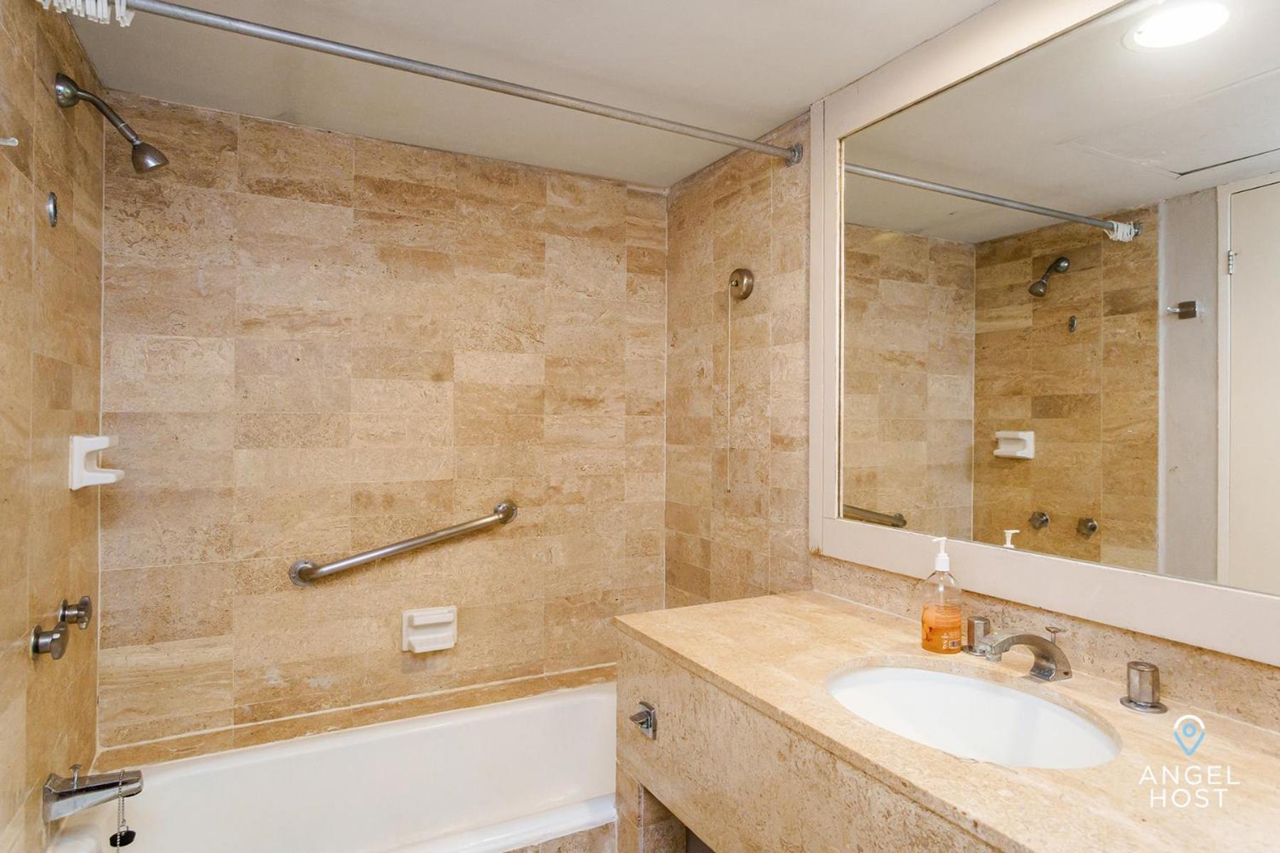 Fabulous Oceanview Access To & Pools *