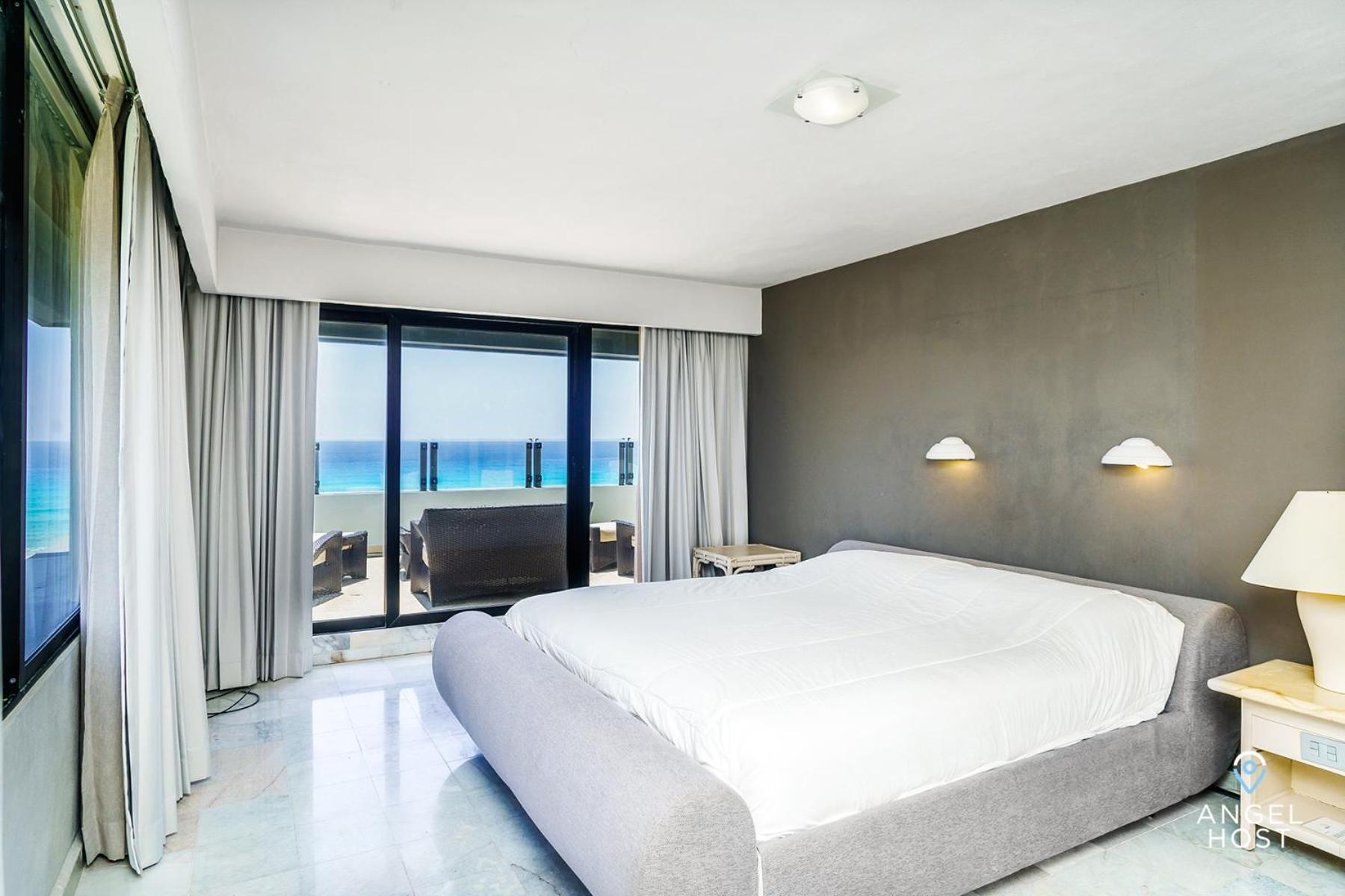 Holiday home Fabulous Oceanview Access To & Pools