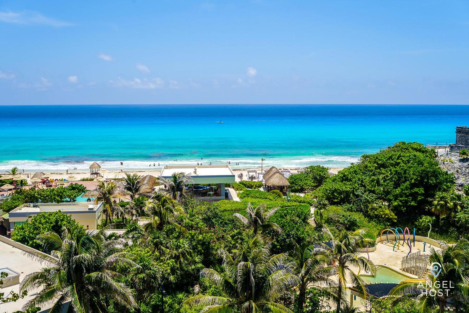 Fabulous Oceanview Access To & Pools Holiday home