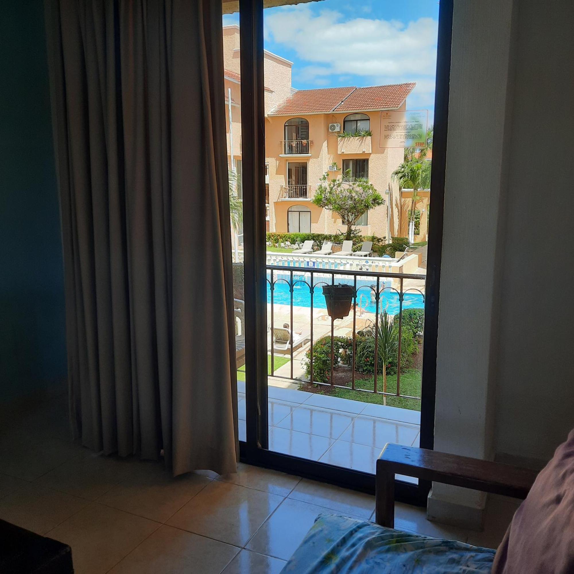 & Aparthotel *