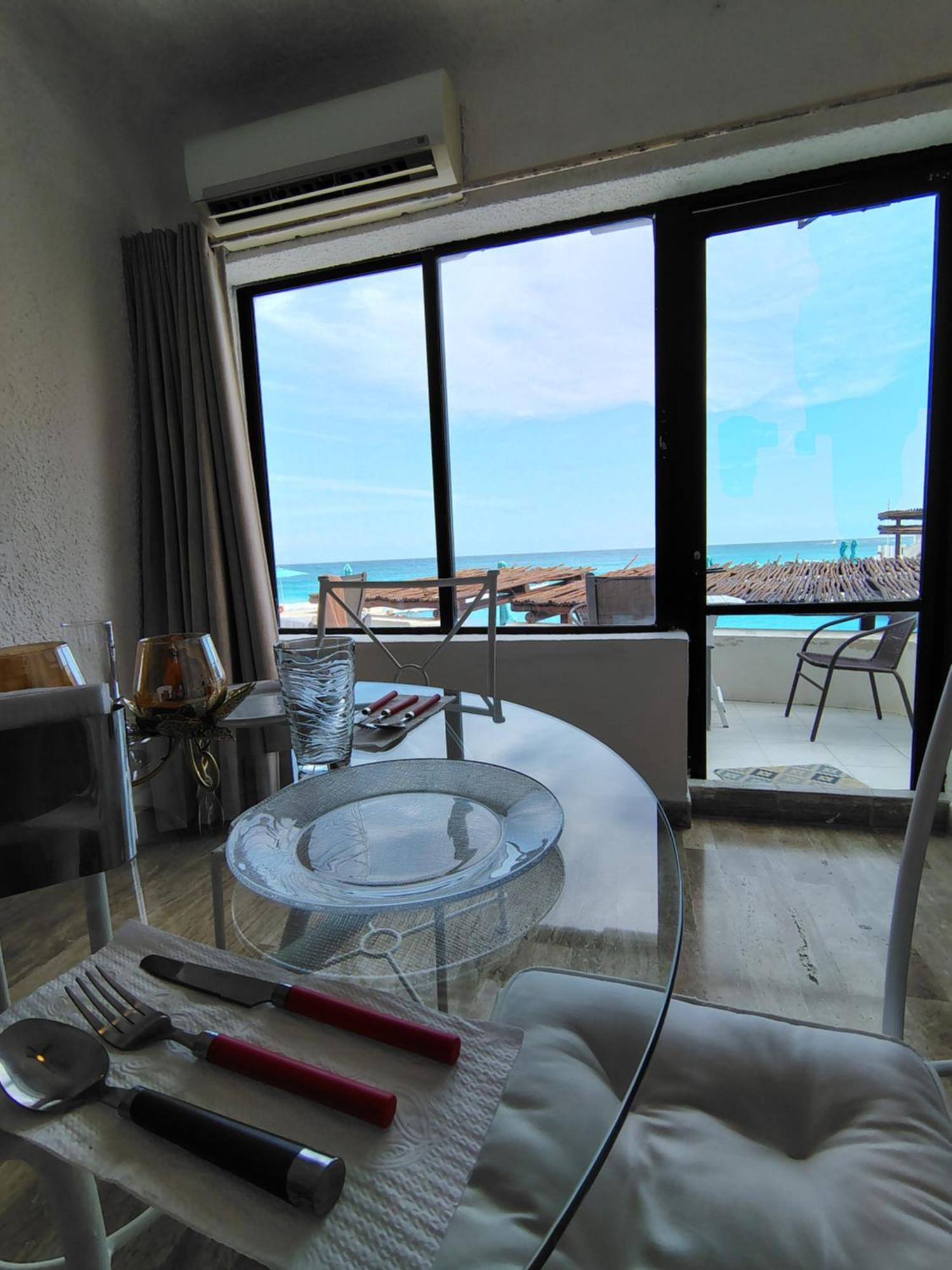 Apartment Beachfront With Ocean View