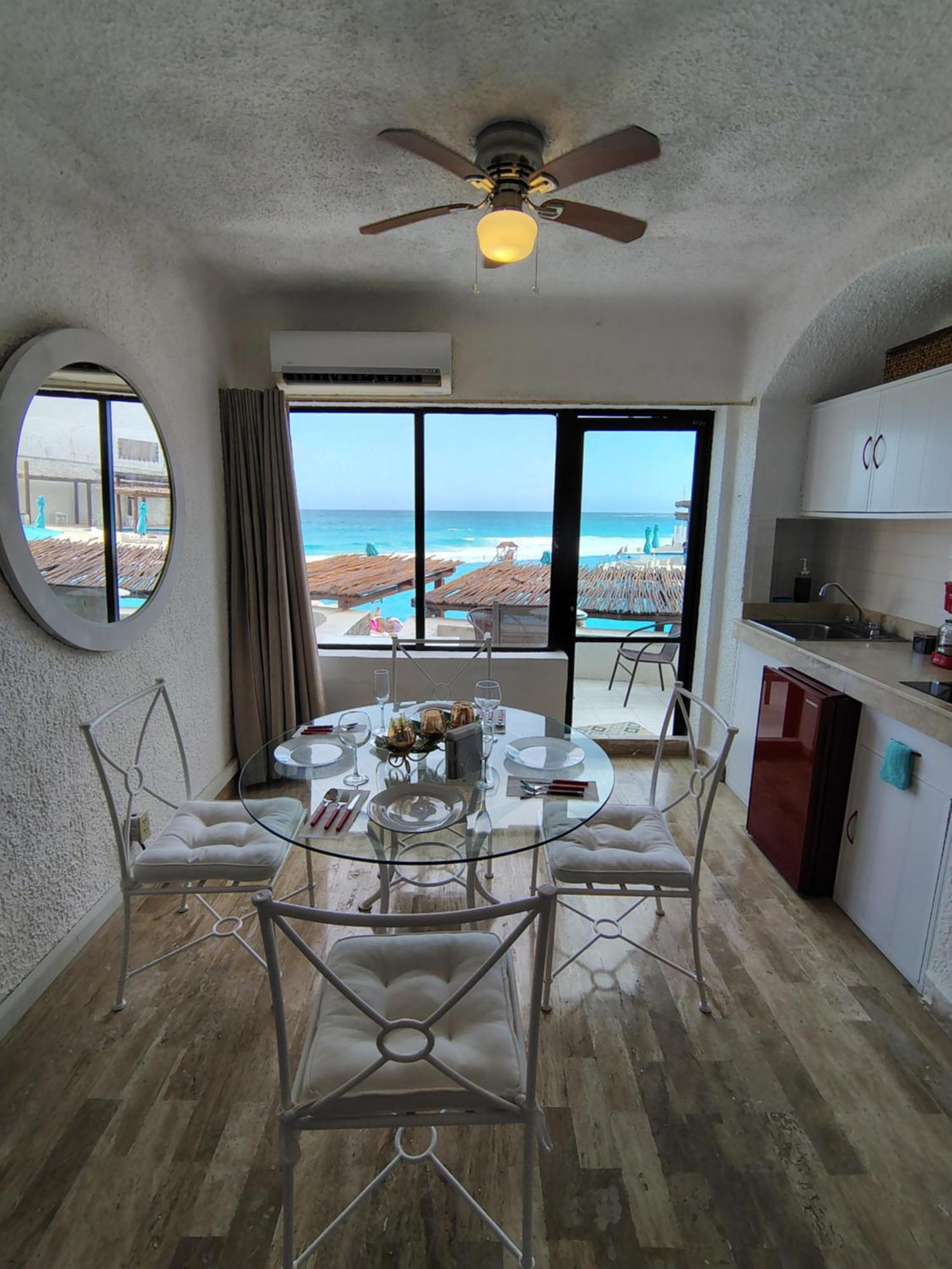 Beachfront With Ocean View * Cancun