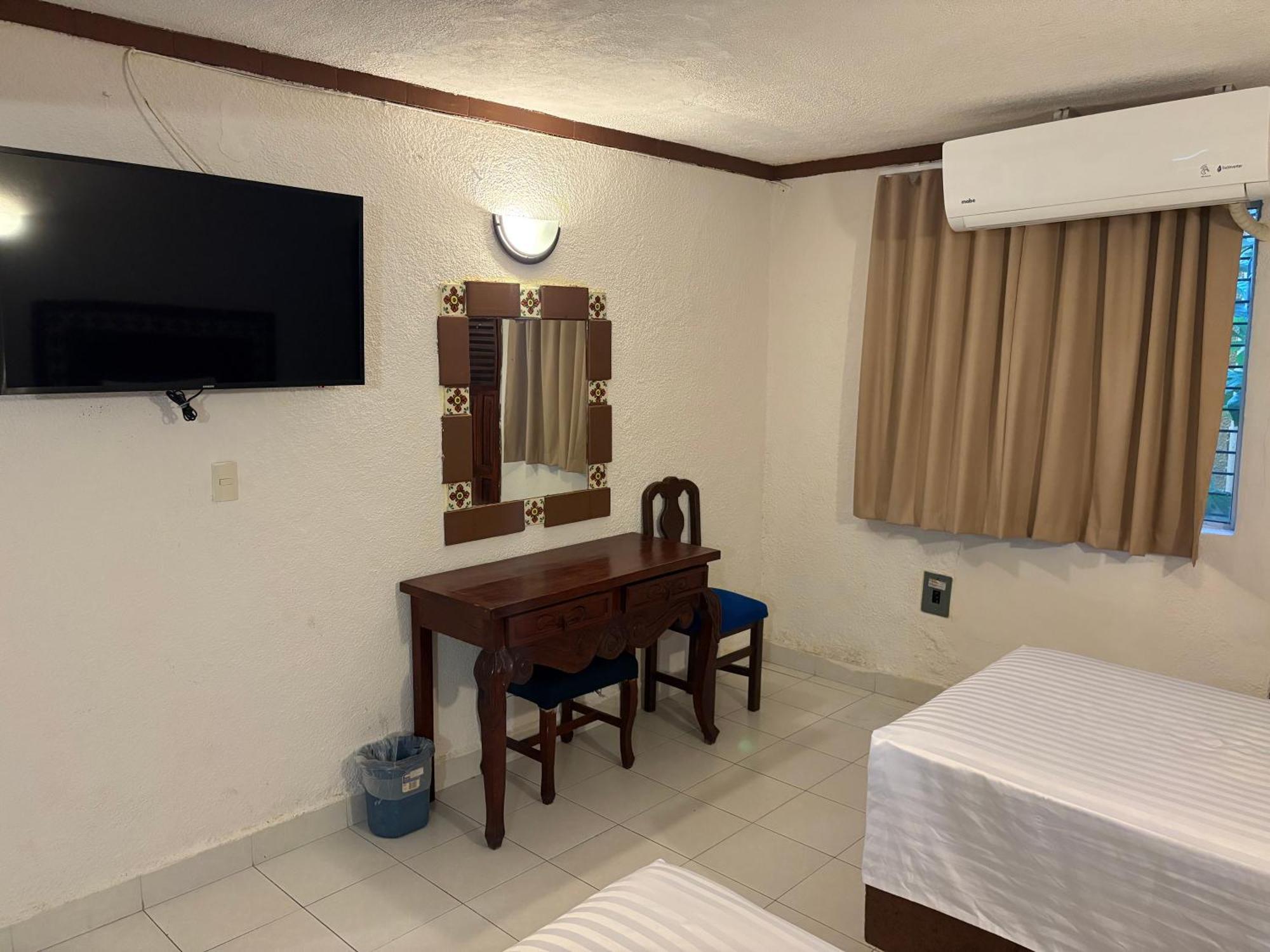 Hotel Center Cancun