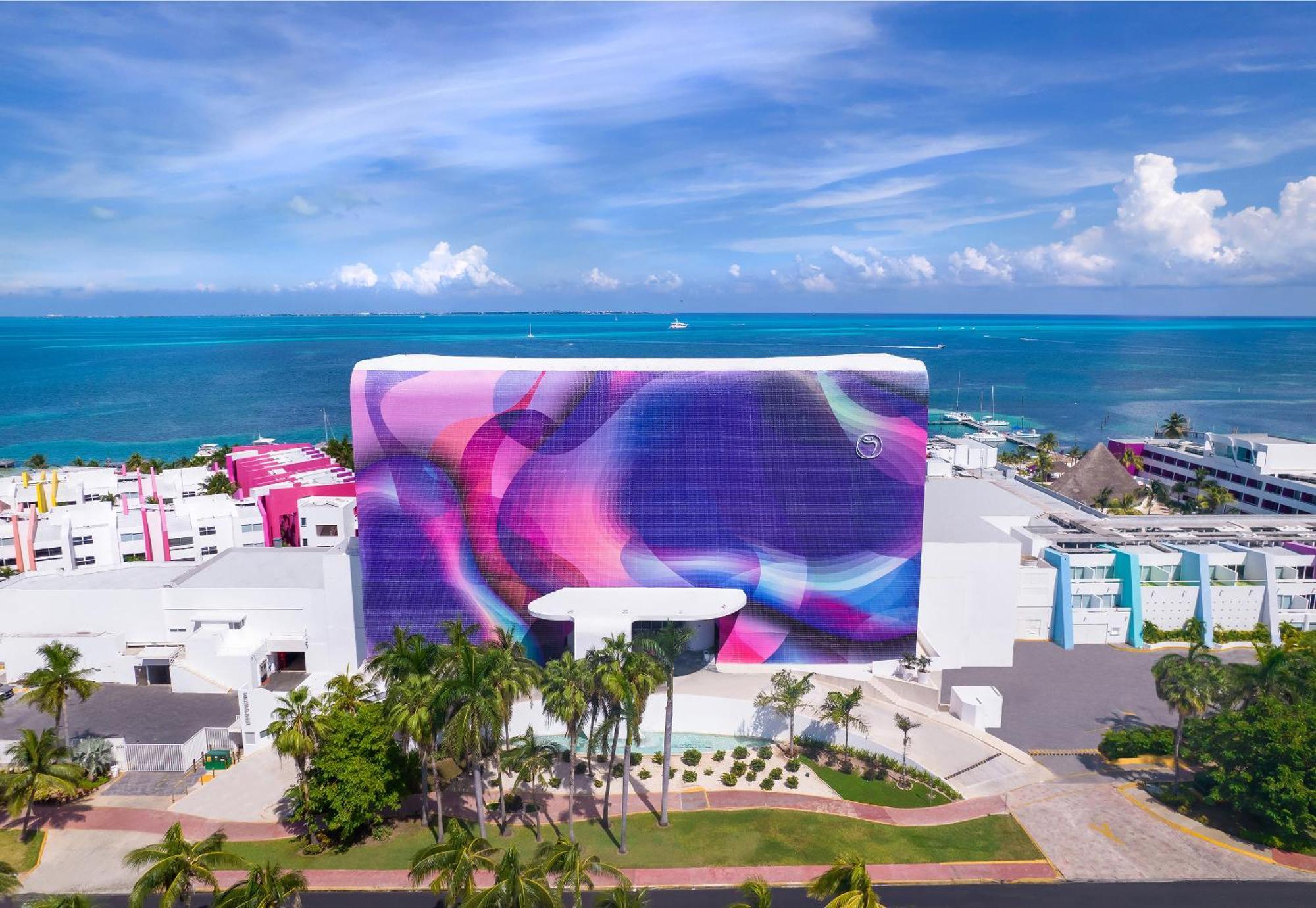 Temptation At The Tower (adults Only) Cancún
