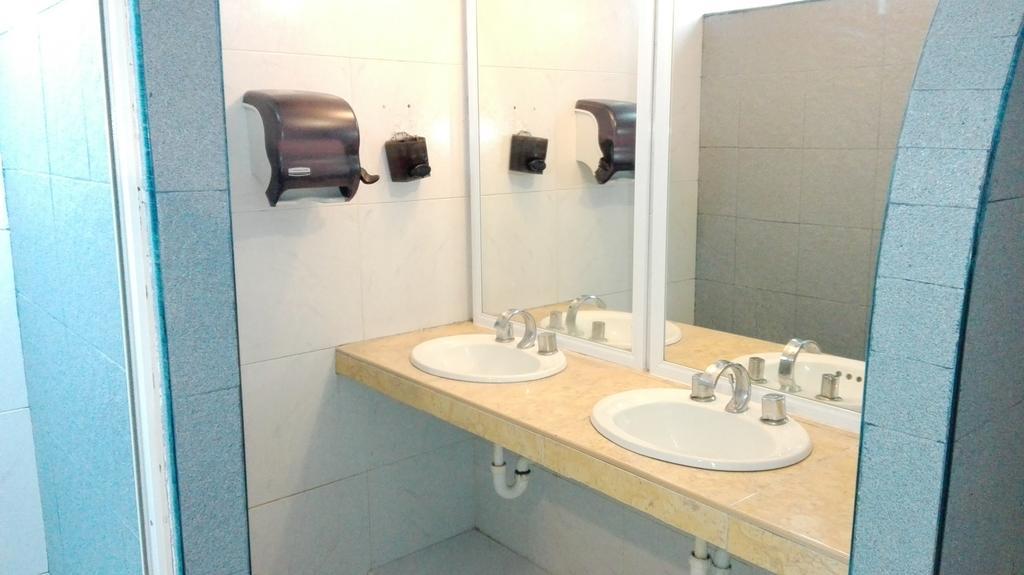 Super Cheap Zone Apartment