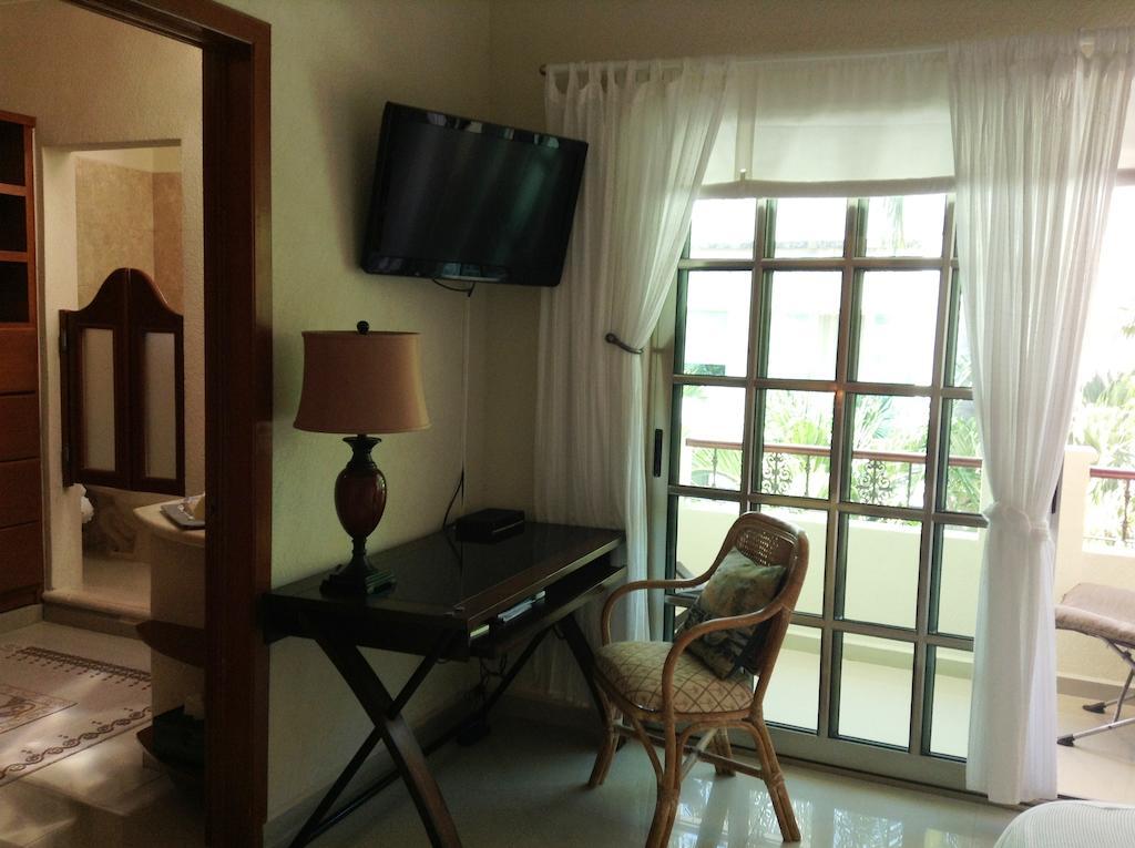 Bed & Breakfast Away From (adults Only) 3*