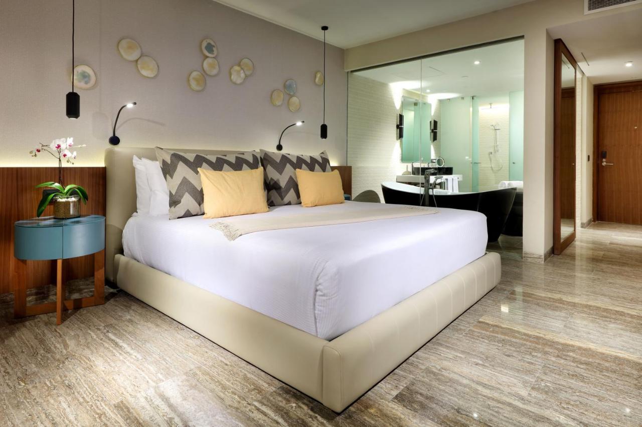 Family Selection At Grand Palladium Select Costa Mujeres Cancún