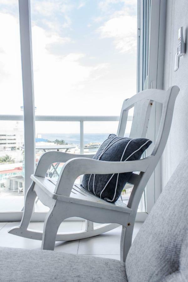 Ocean Beachfront 4 Bdr -amazing Oceanview *