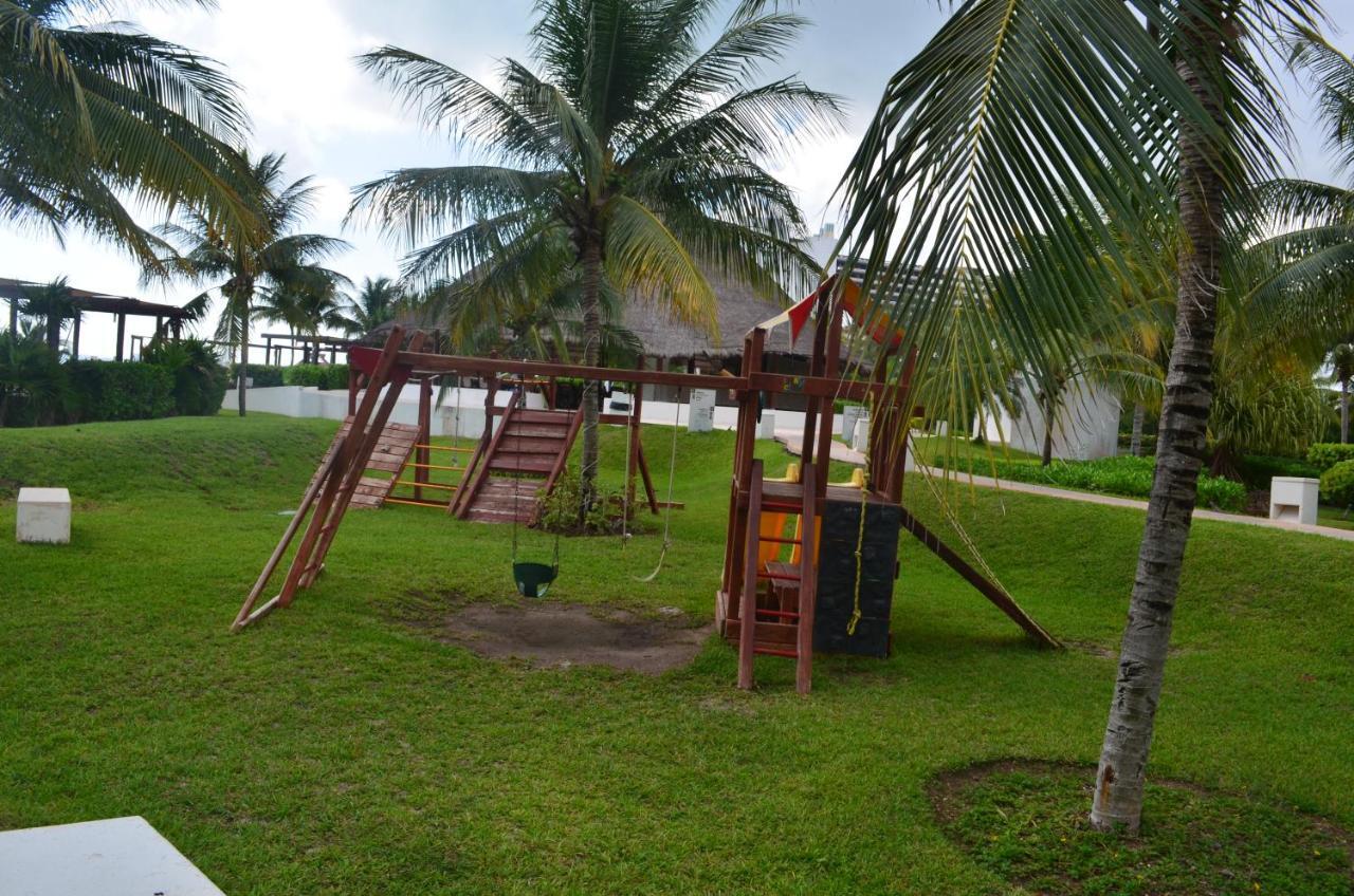 Tu Hogar Frente Al Mar Caribe, Vive *