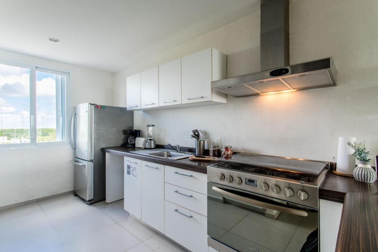 Ocean Beachfront 4 Bdr -amazing Oceanview Apartment Cancun