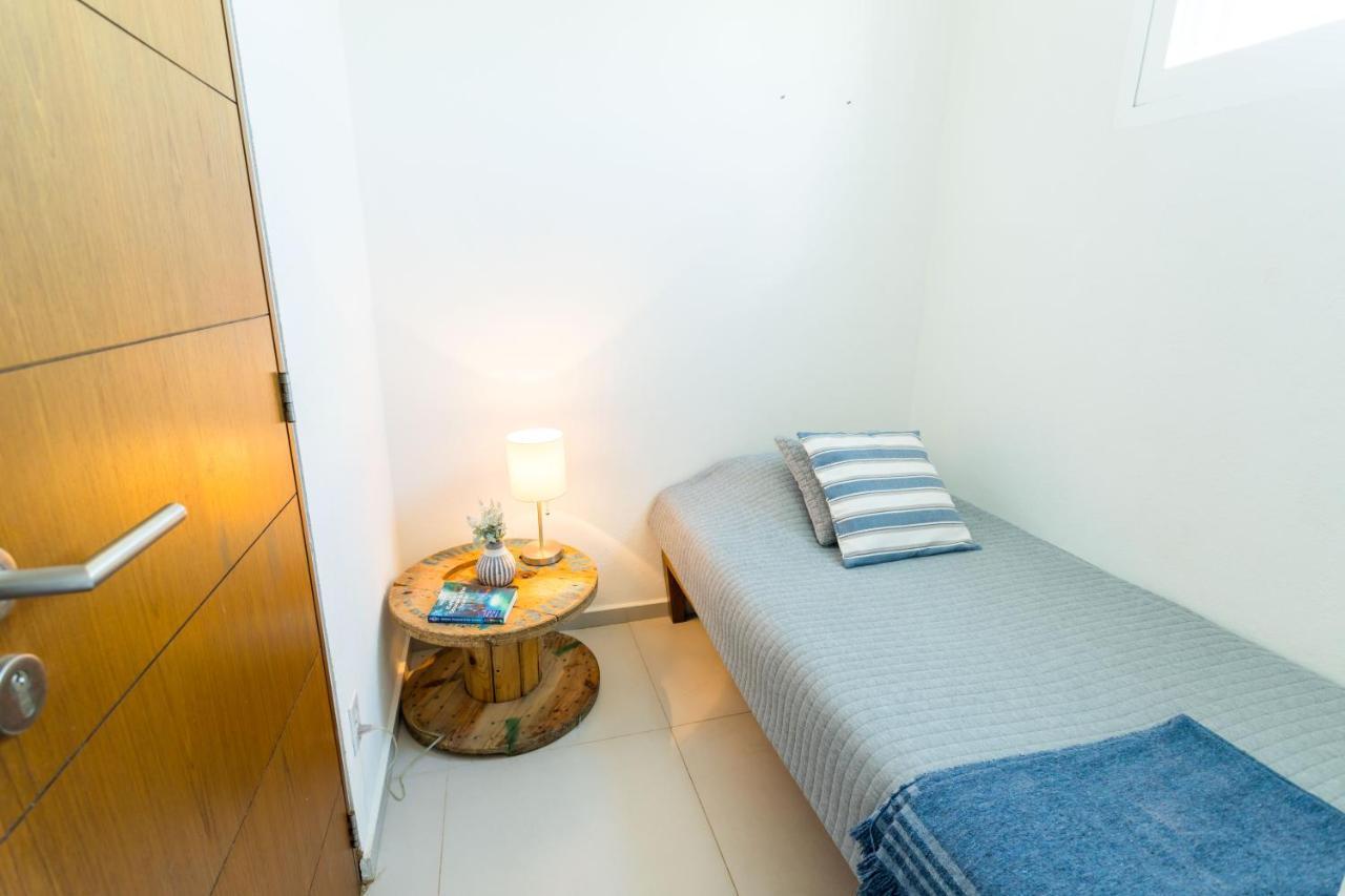 Ocean Beachfront 4 Bdr -amazing Oceanview