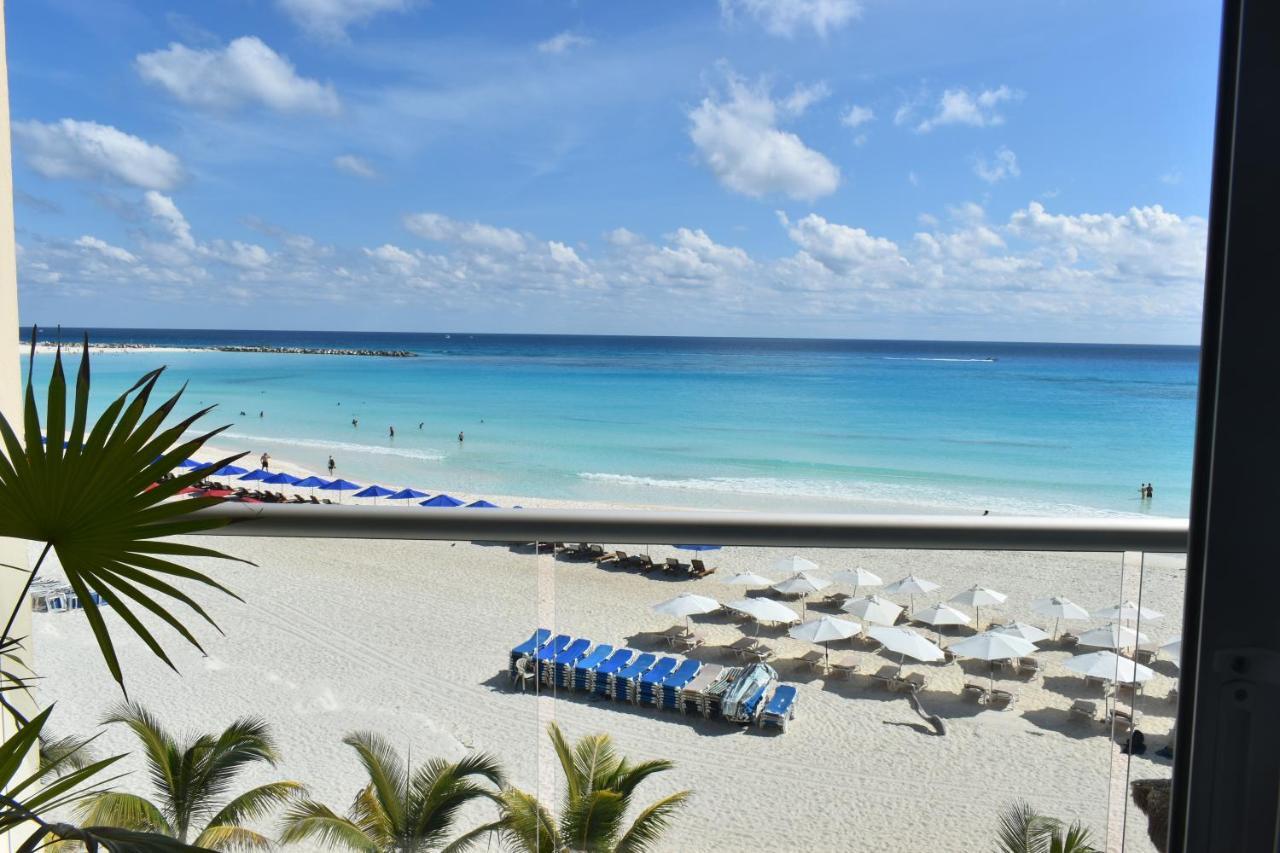 Luxury Caribbean By Salvia Beachfront Apartamento *