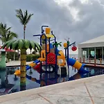 Apartment Ocean Front Cancun