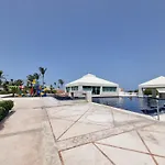 Apartment Ocean Front Cancun