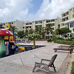 Apartment Ocean Front Cancun