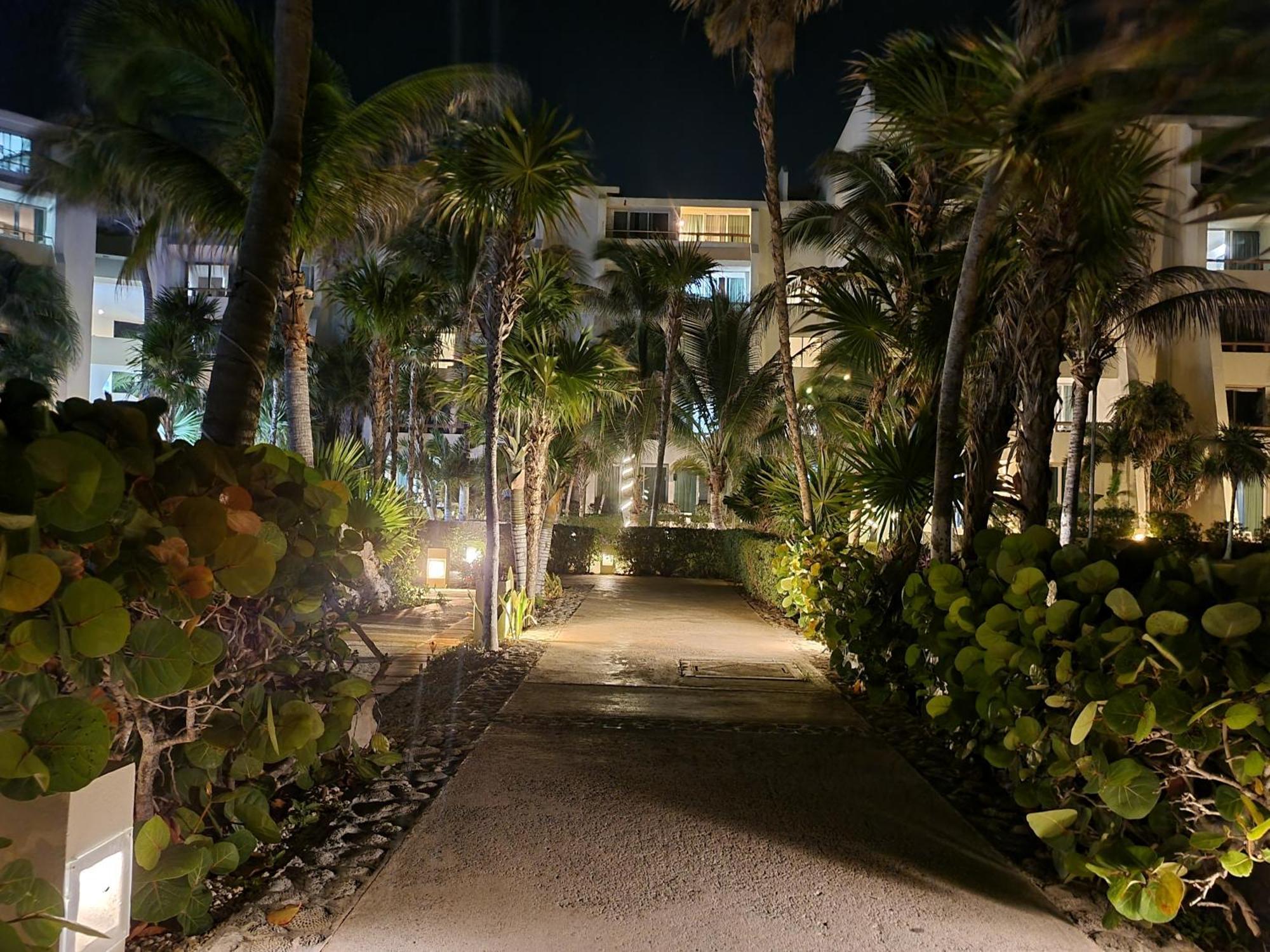 Ocean Front Apartahotel