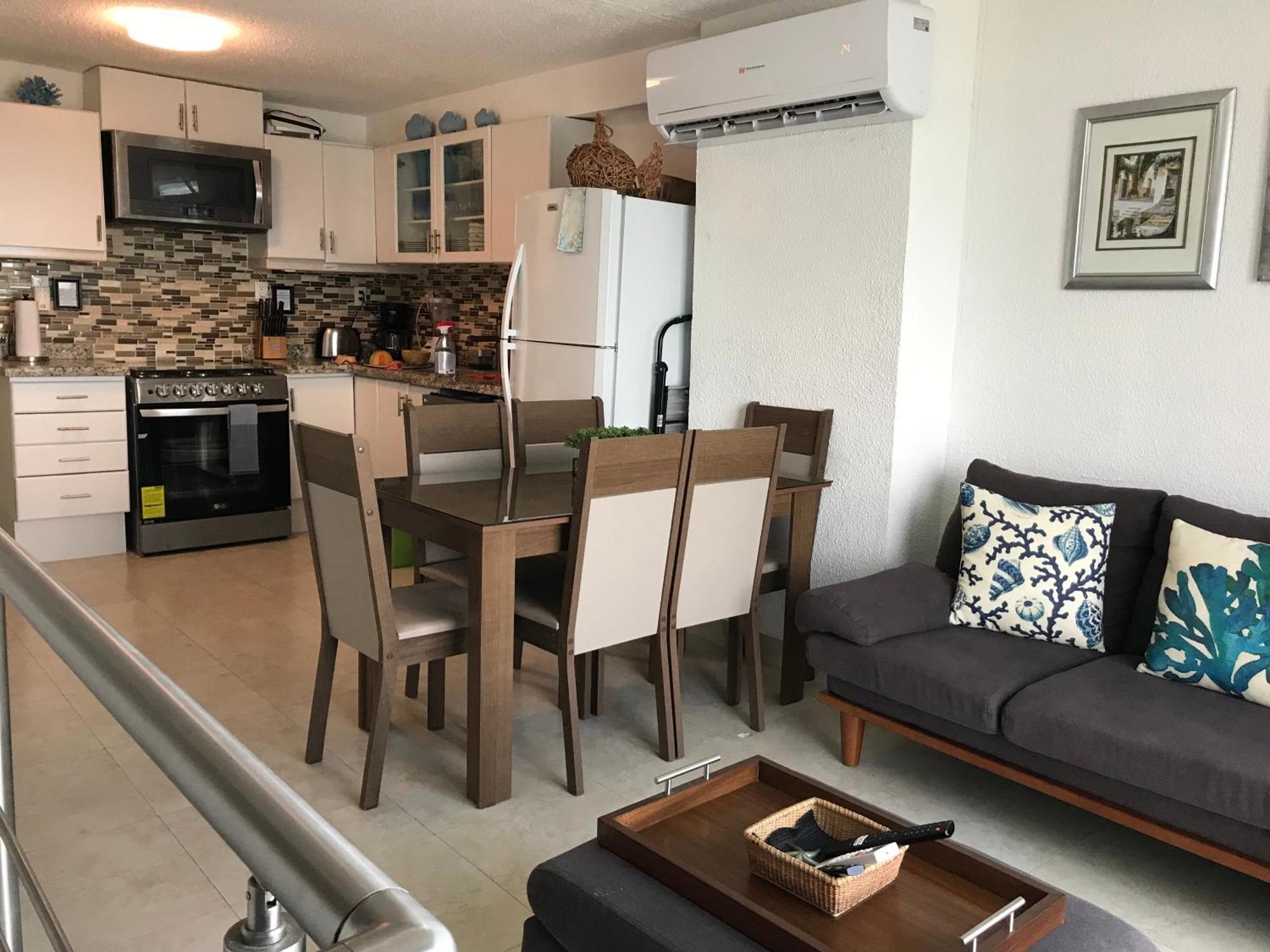 Apartment Cancun Hotel Zone - 2 Bedroom Beachfront, Bright And Spacious *