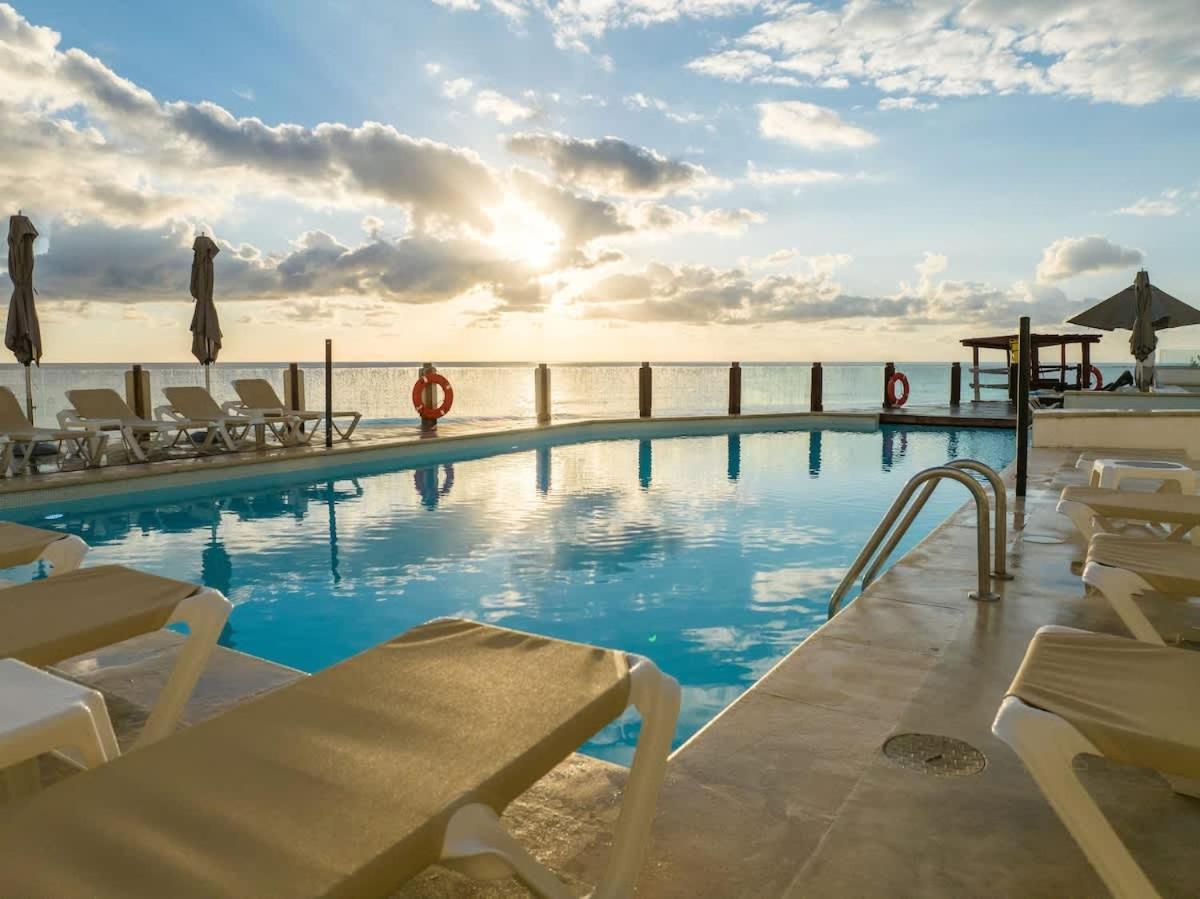 Apartamento Paraiso En Playa De *