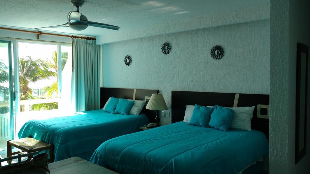Ocean Front 4*
