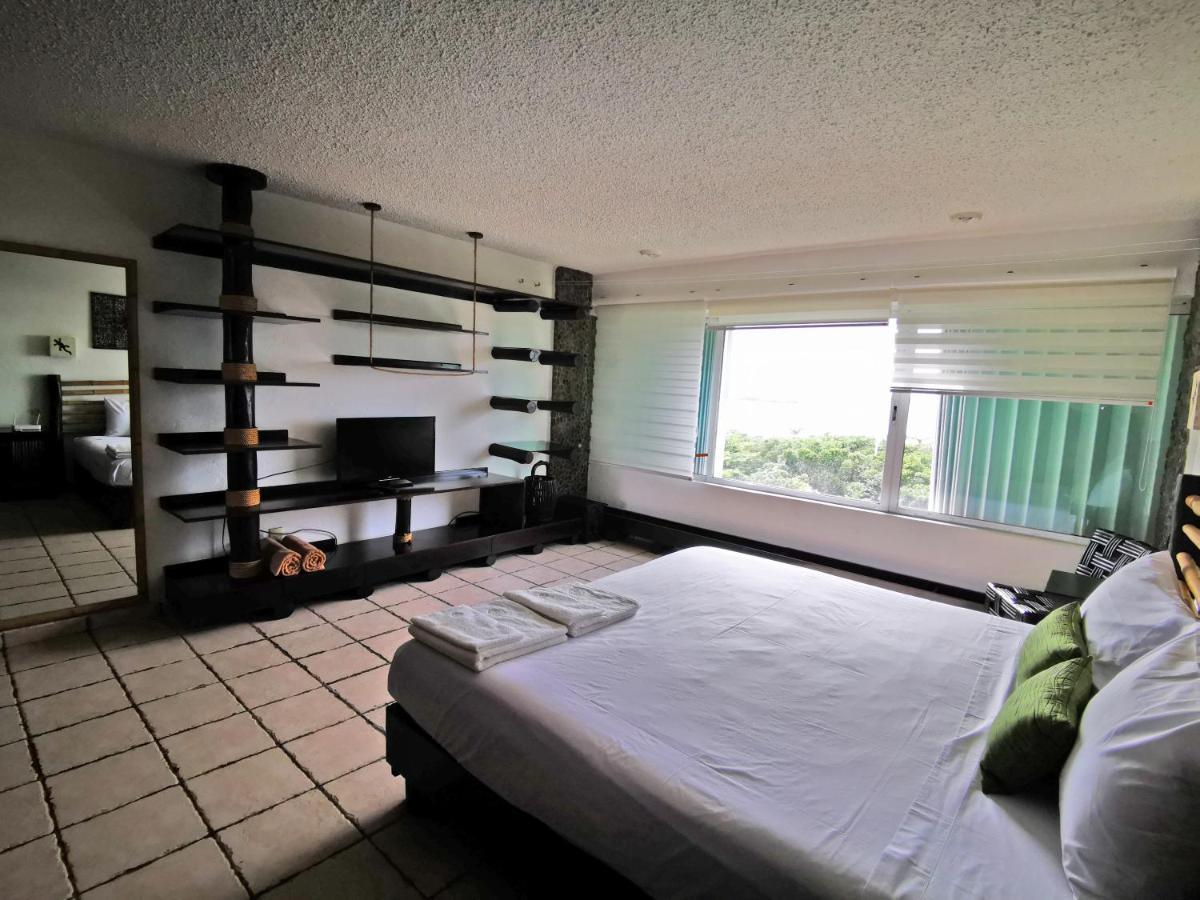 Brisas Beachfront In Zone