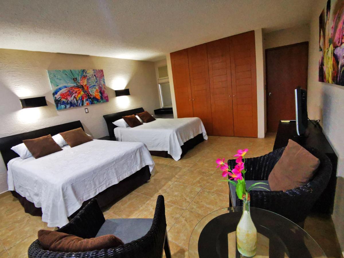 Brisas Beachfront In Zone Apartamento Cancún