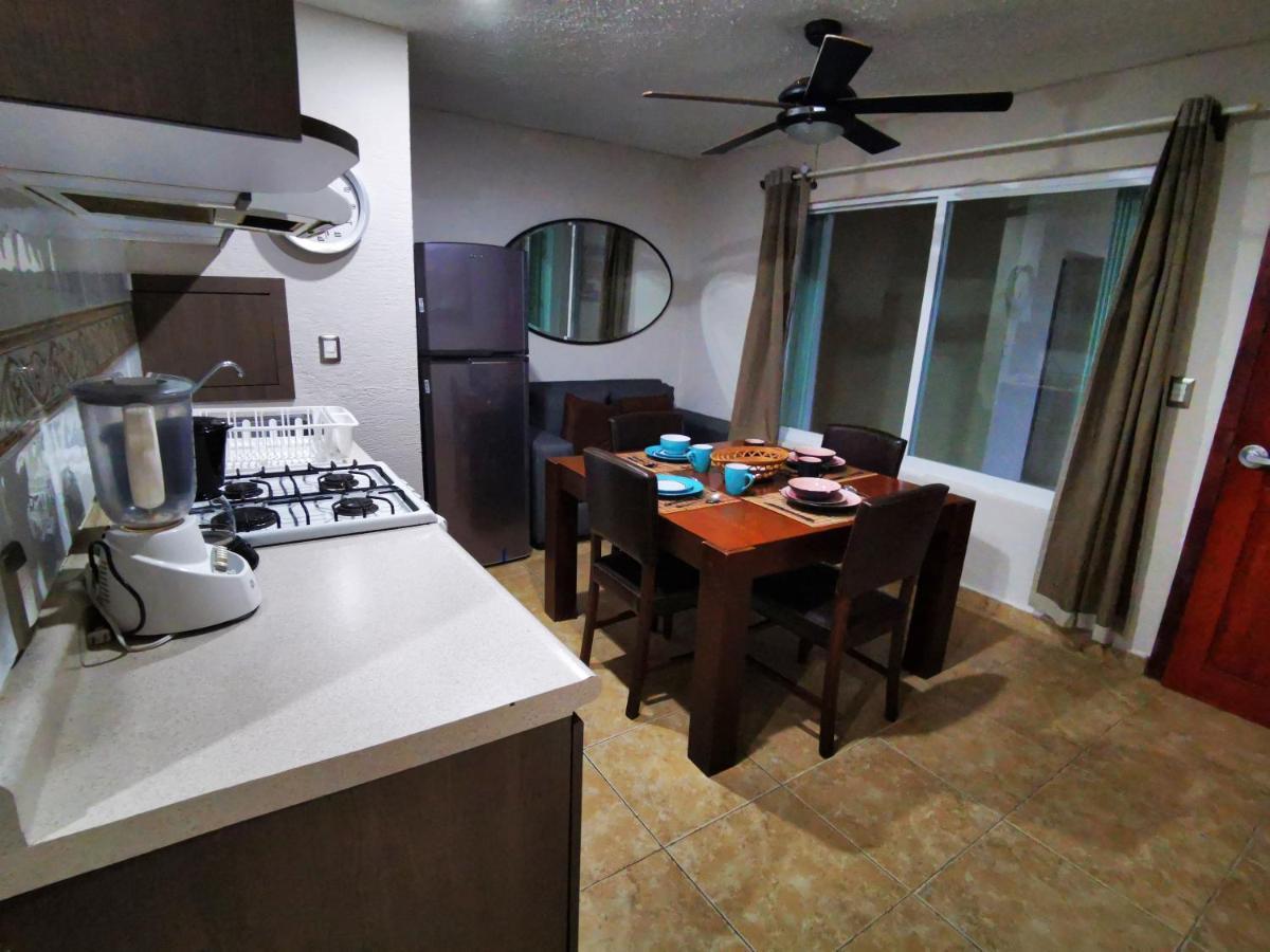 Brisas Beachfront In Zone Apartamento Cancún