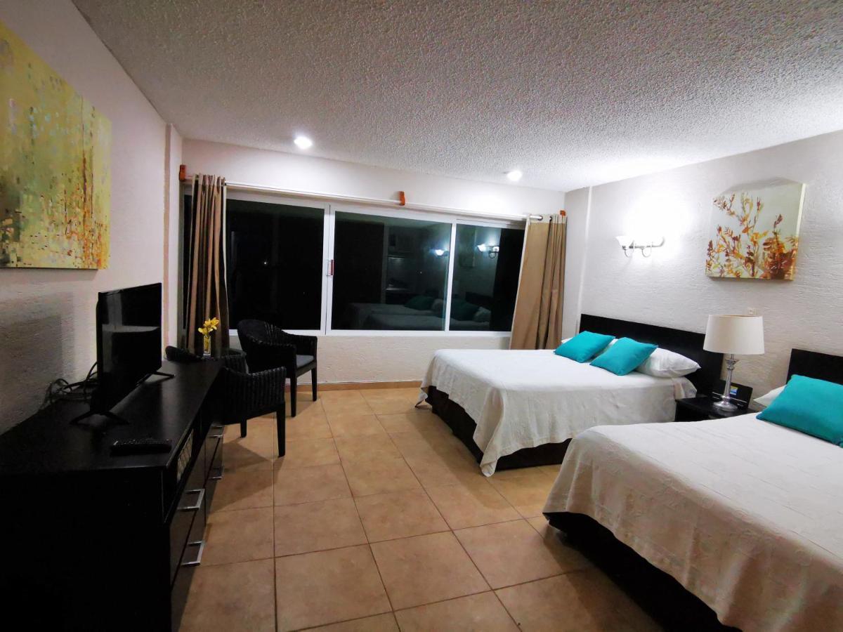 Brisas Beachfront In Zone Apartamento Cancún