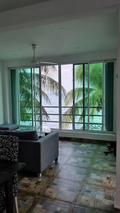 Apartment On The 2 - Seaside Sunrise Haven- Sea View *