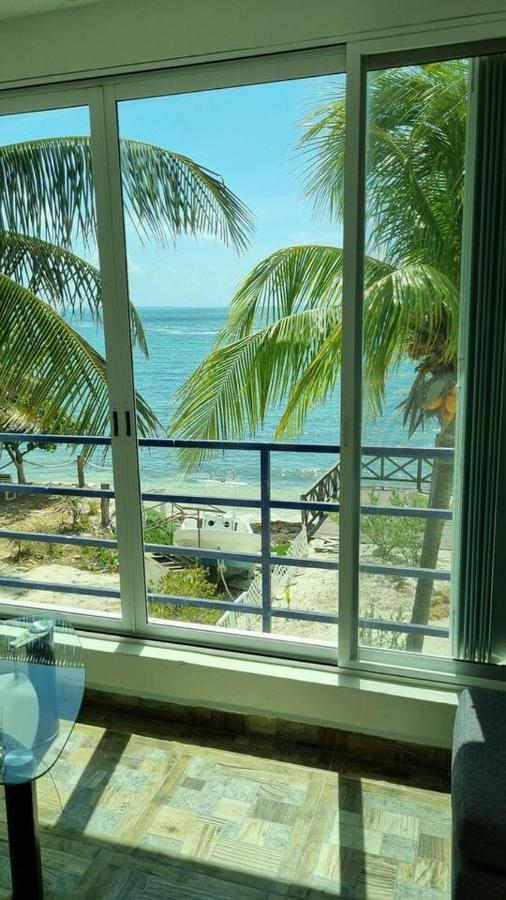On The 2 - Seaside Sunrise Haven- Sea View Apartment