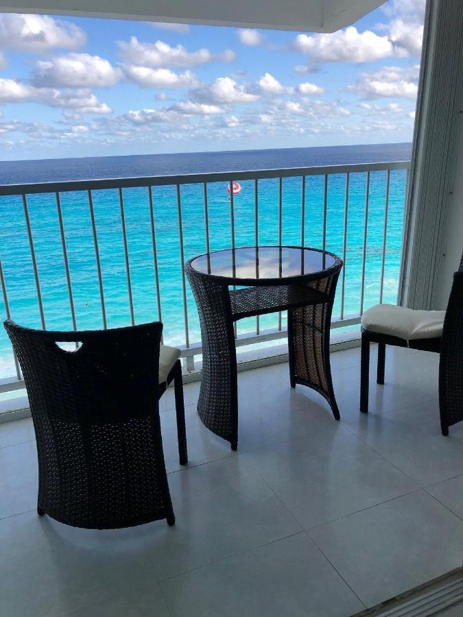 Beautiful Front Pent House In Cancun!!! * Cancun