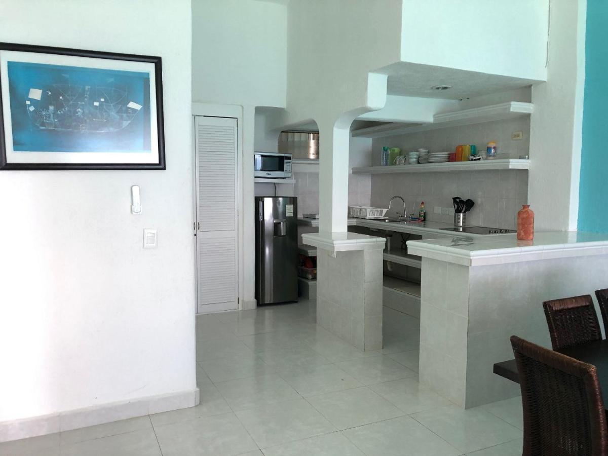 Beautiful Front Pent House In Cancun!!! * Cancun